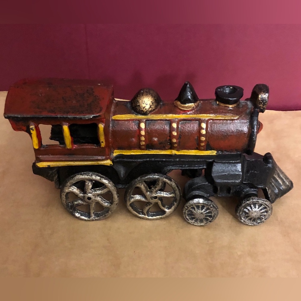 Vintage Cast Iron Train Engine